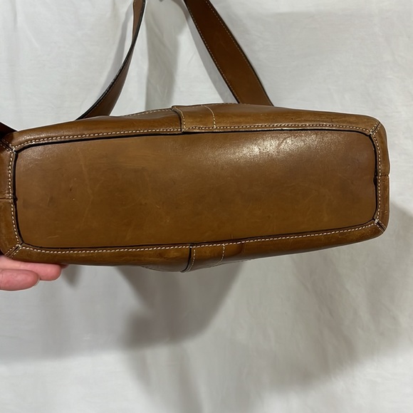 Coach brown shoulder bag, cloth with leather trim. - Picture 3 of 10